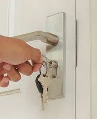 State Locksmith Services West Palm Beach, FL 561-328-2937 State Locksmith Services West Palm Beach, FL 561-328-2937